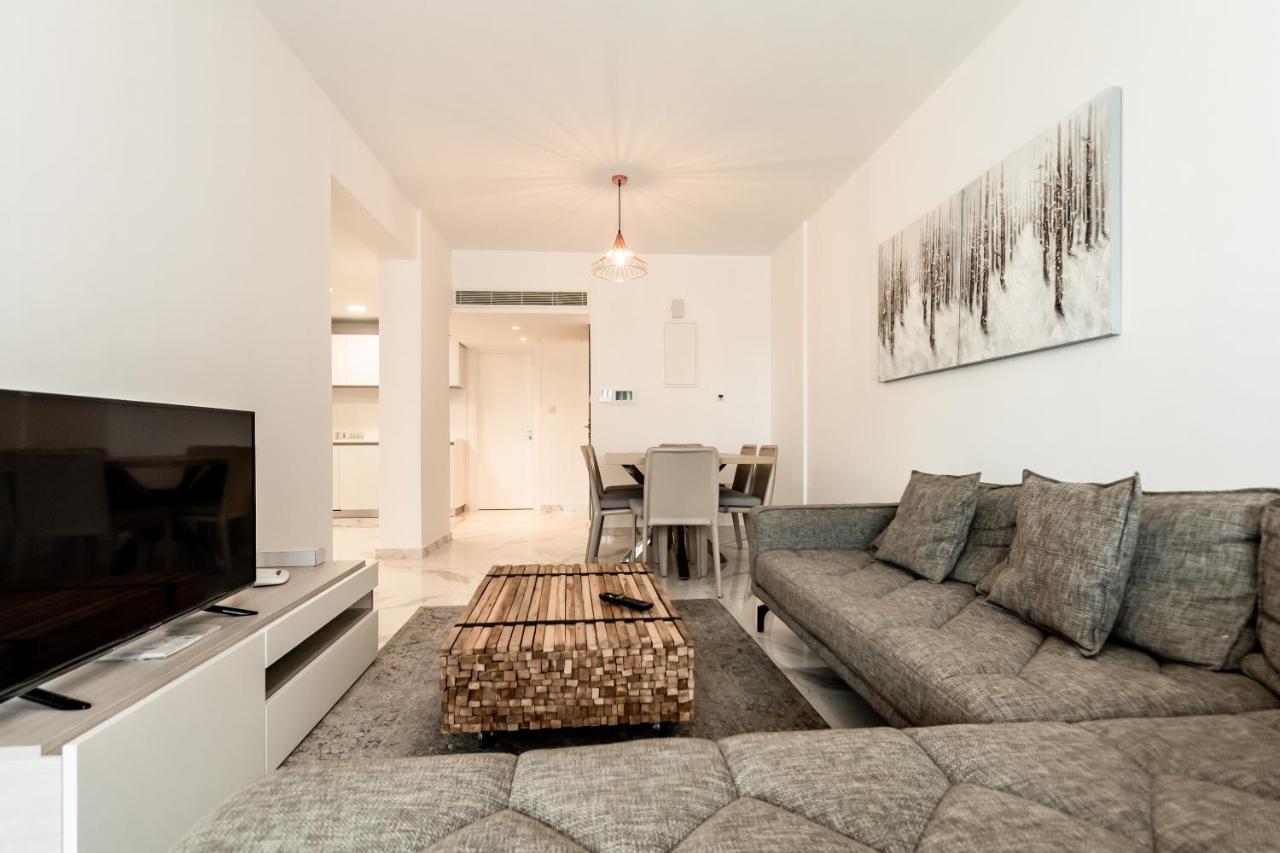 Silver House Boutique Apartamento Paphos Exterior foto
