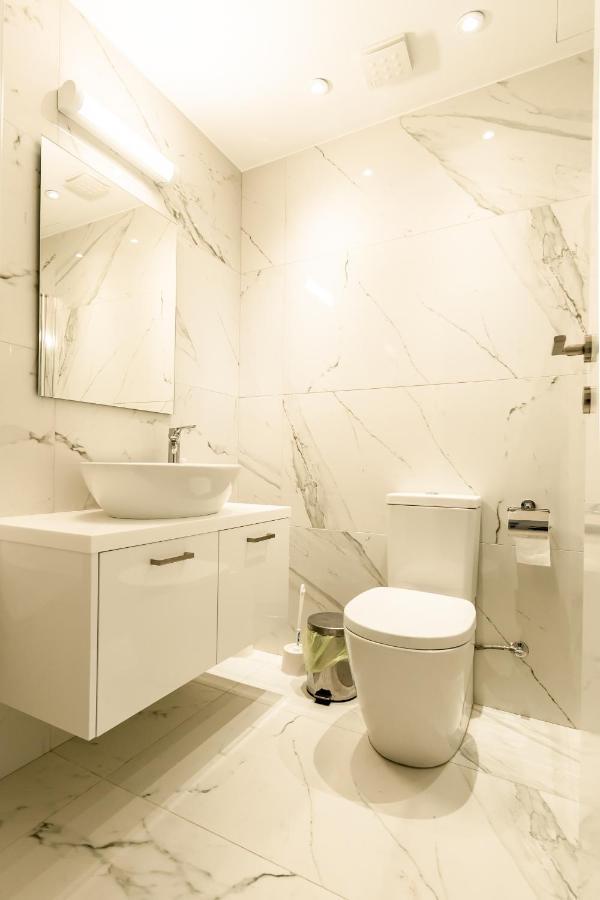 Silver House Boutique Apartamento Paphos Exterior foto