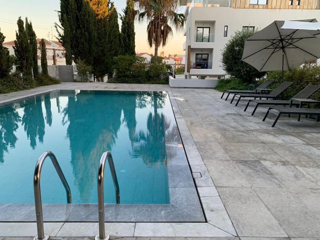 Silver House Boutique Apartamento Paphos Exterior foto